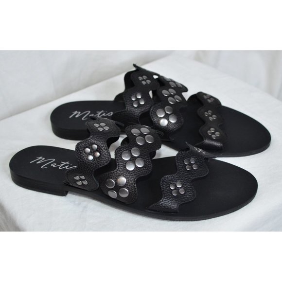 Matisse Shoes - Matisse Wide Eyed Studded Leather Slide Sandals Black 9M